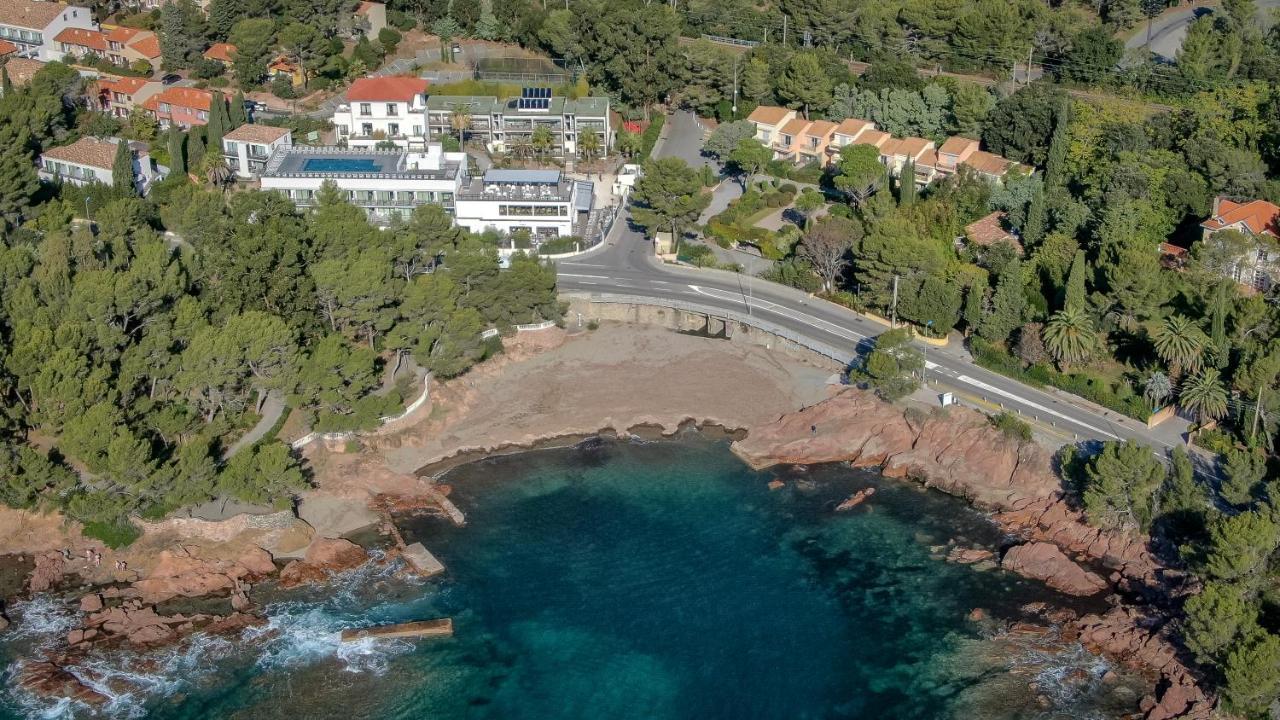 Sowell Residences Chenes Verts Saint-Raphaël Екстериор снимка