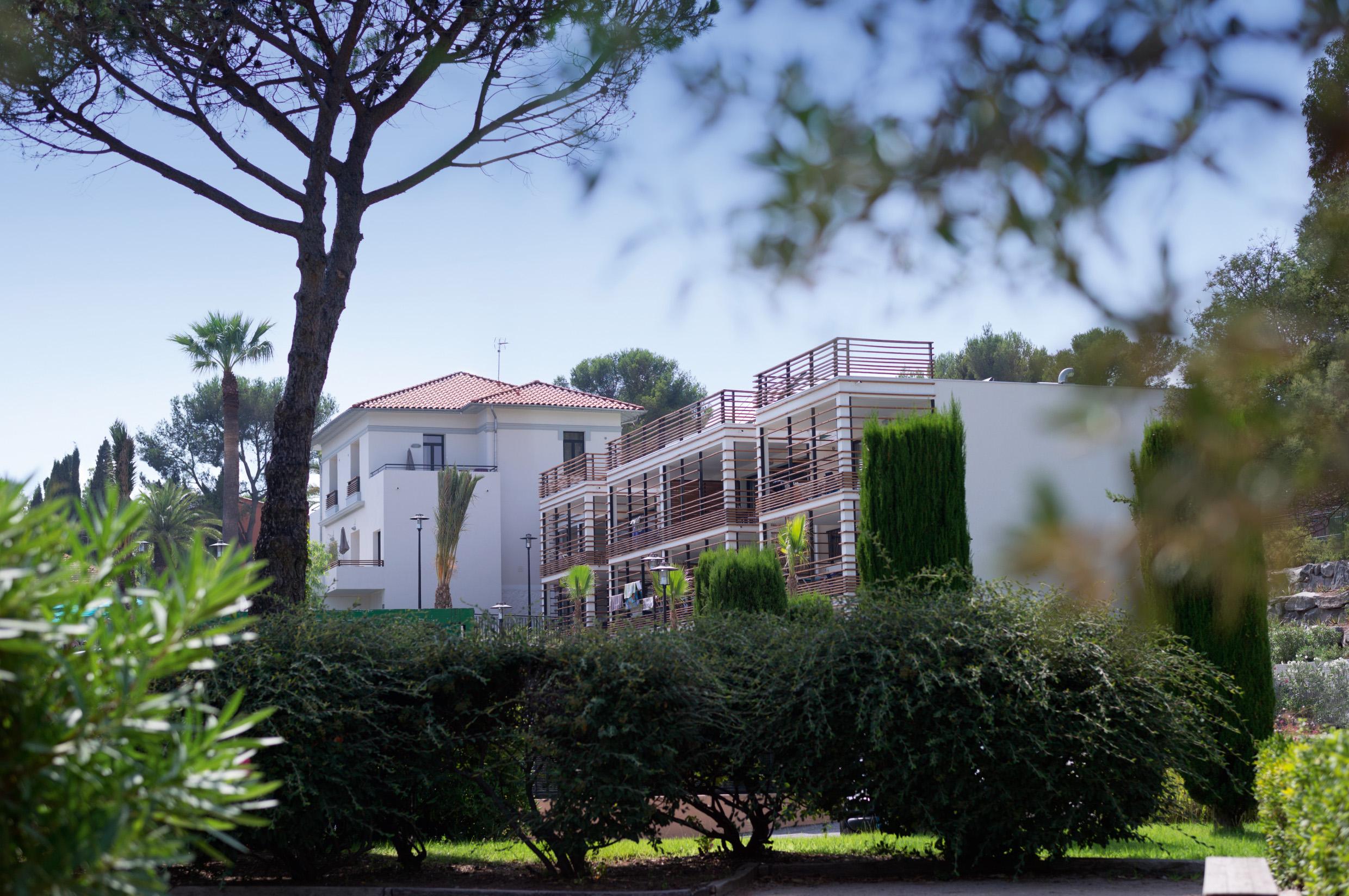 Sowell Residences Chenes Verts Saint-Raphaël Екстериор снимка