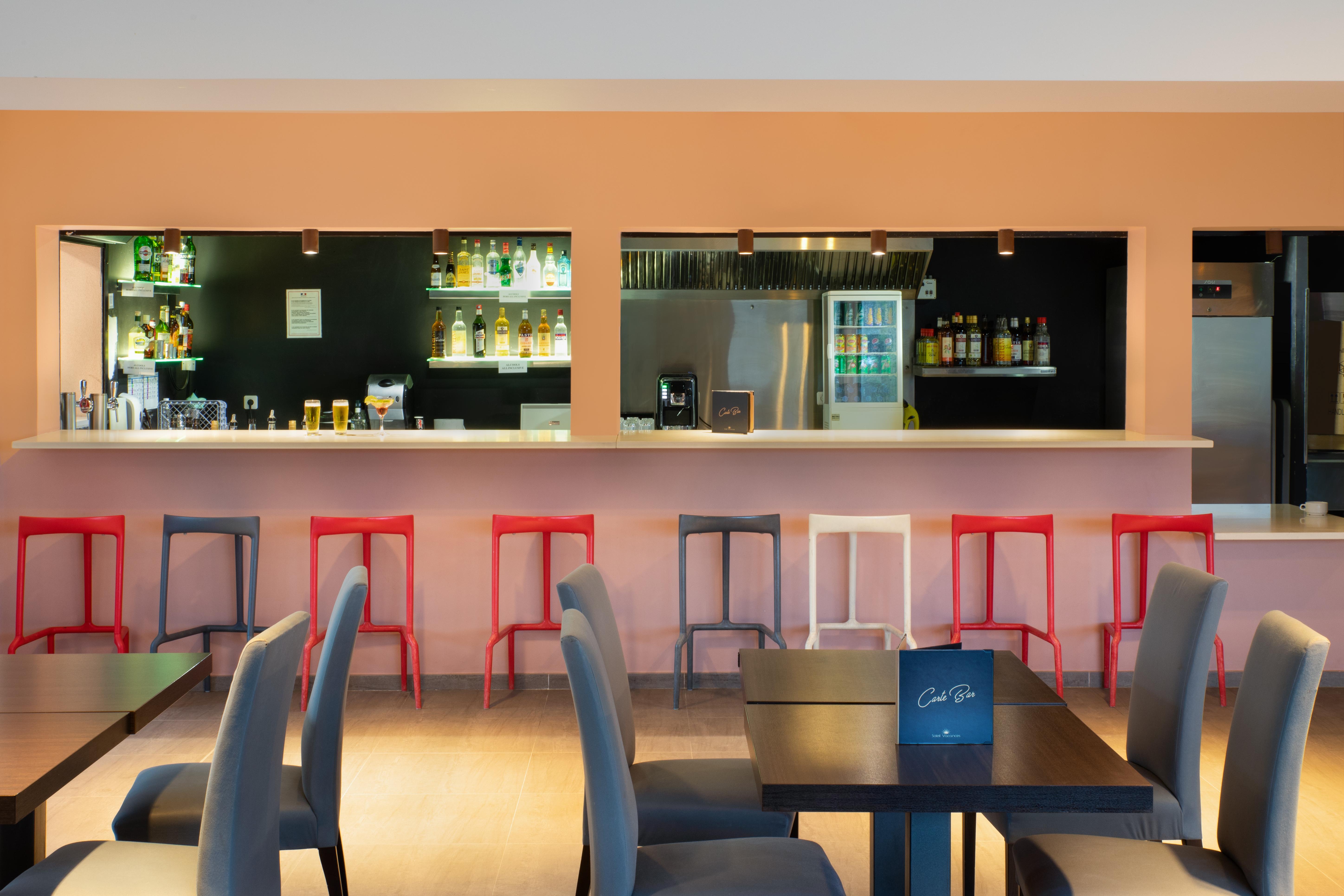 Sowell Residences Chenes Verts Saint-Raphaël Екстериор снимка
